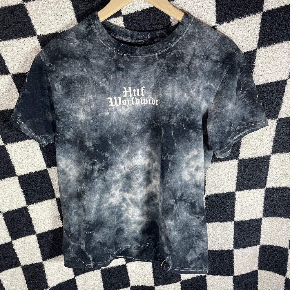 HUF Worldwide Black and White Tie Dye Parrot  Shirt Kids XL
